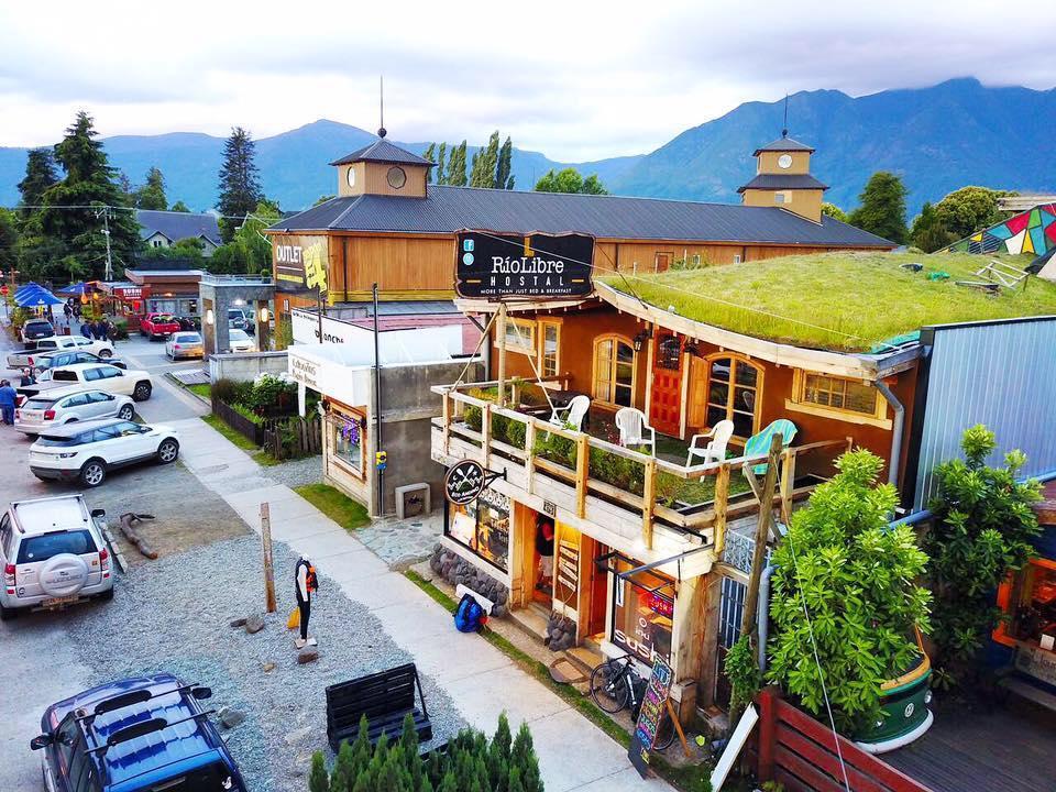 Rio Libre Pucon Party Hostel Экстерьер фото