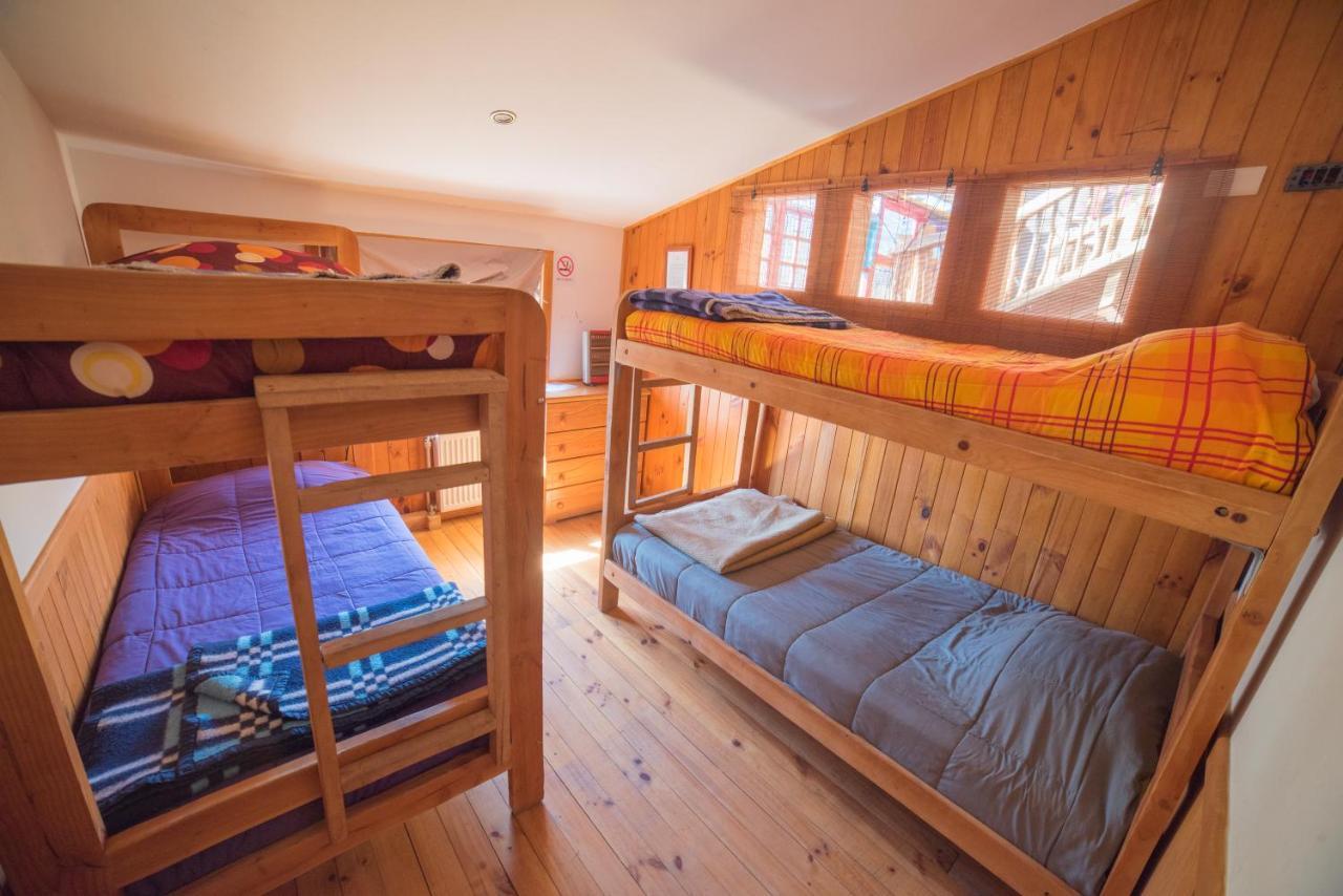 Rio Libre Pucon Party Hostel Экстерьер фото