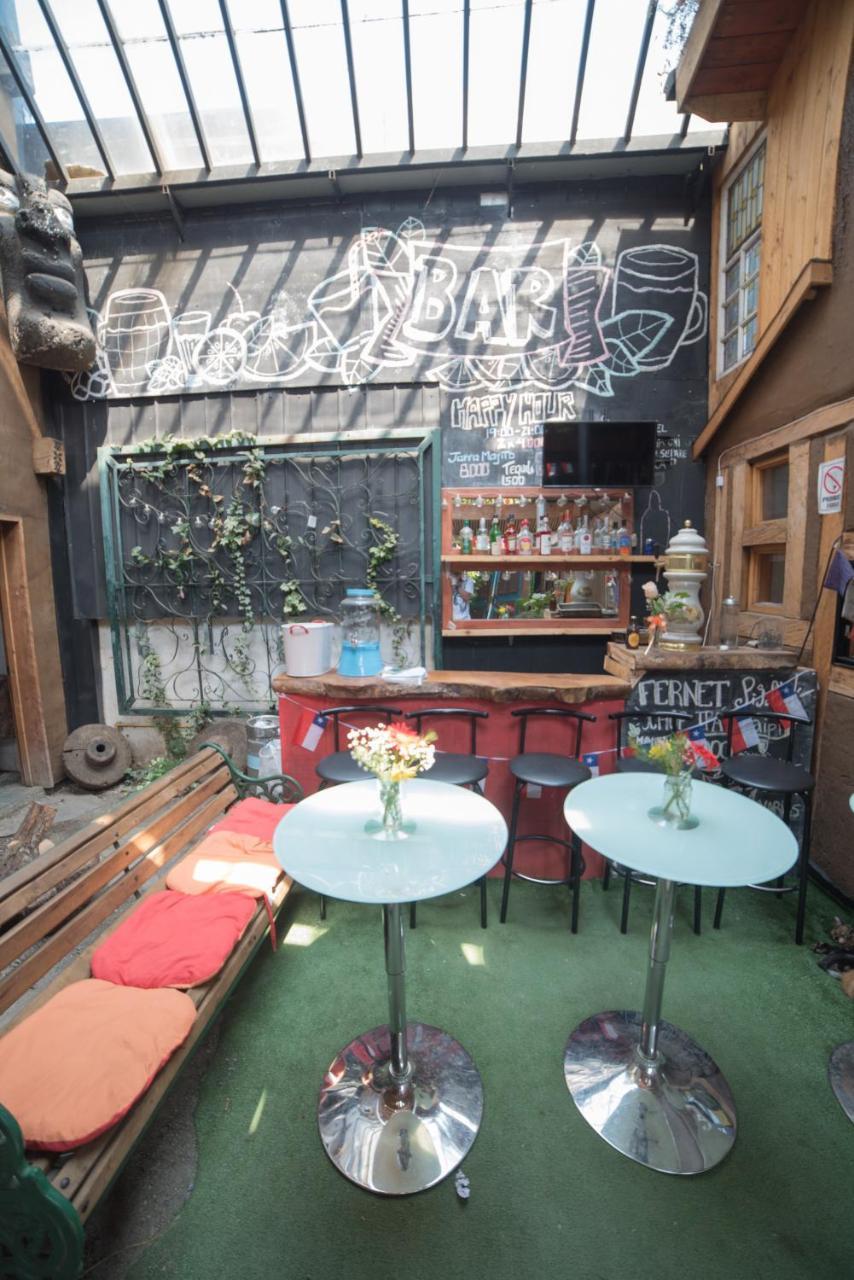 Rio Libre Pucon Party Hostel Экстерьер фото